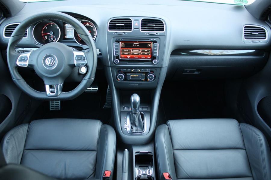  Volkswagen Golf GTD 2012 года  (фото 9 из 15)
